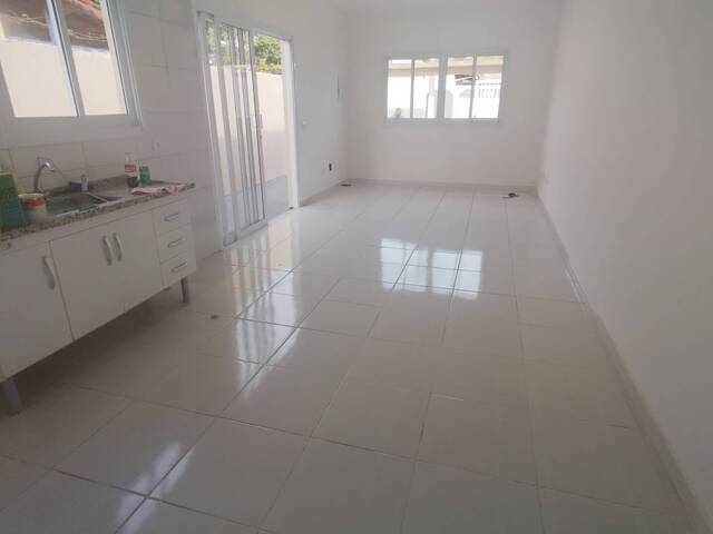 #739 - Casa para Locação em Caraguatatuba - SP - 1