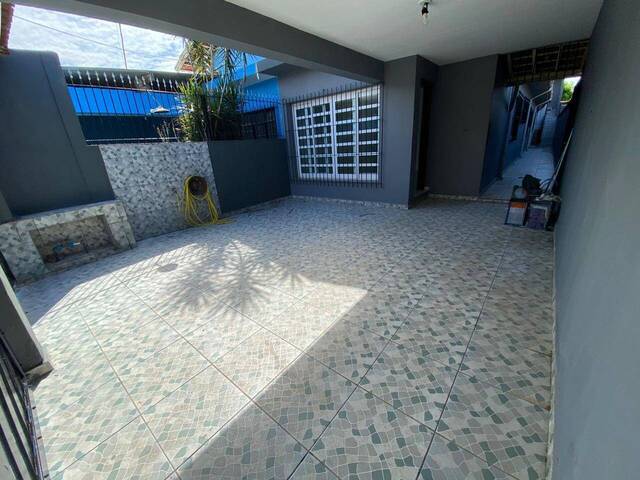 #855 - Casa para Locação em Caraguatatuba - SP - 2