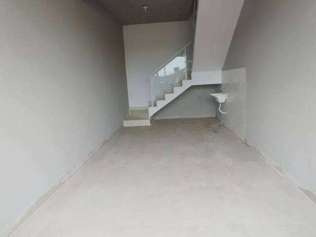 #799 - Casa para Locação em Caraguatatuba - SP - 2