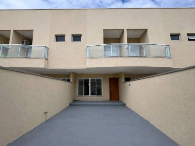 #98 - Casa para Locação em Caraguatatuba - SP