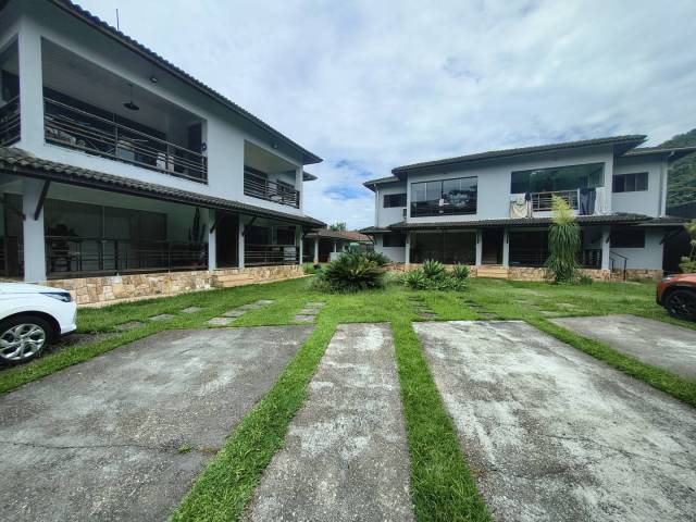 Apartamento para Venda em Caraguatatuba - 3