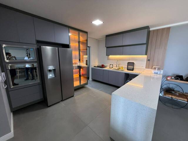 #881 - Apartamento para Venda em Caraguatatuba - SP - 2